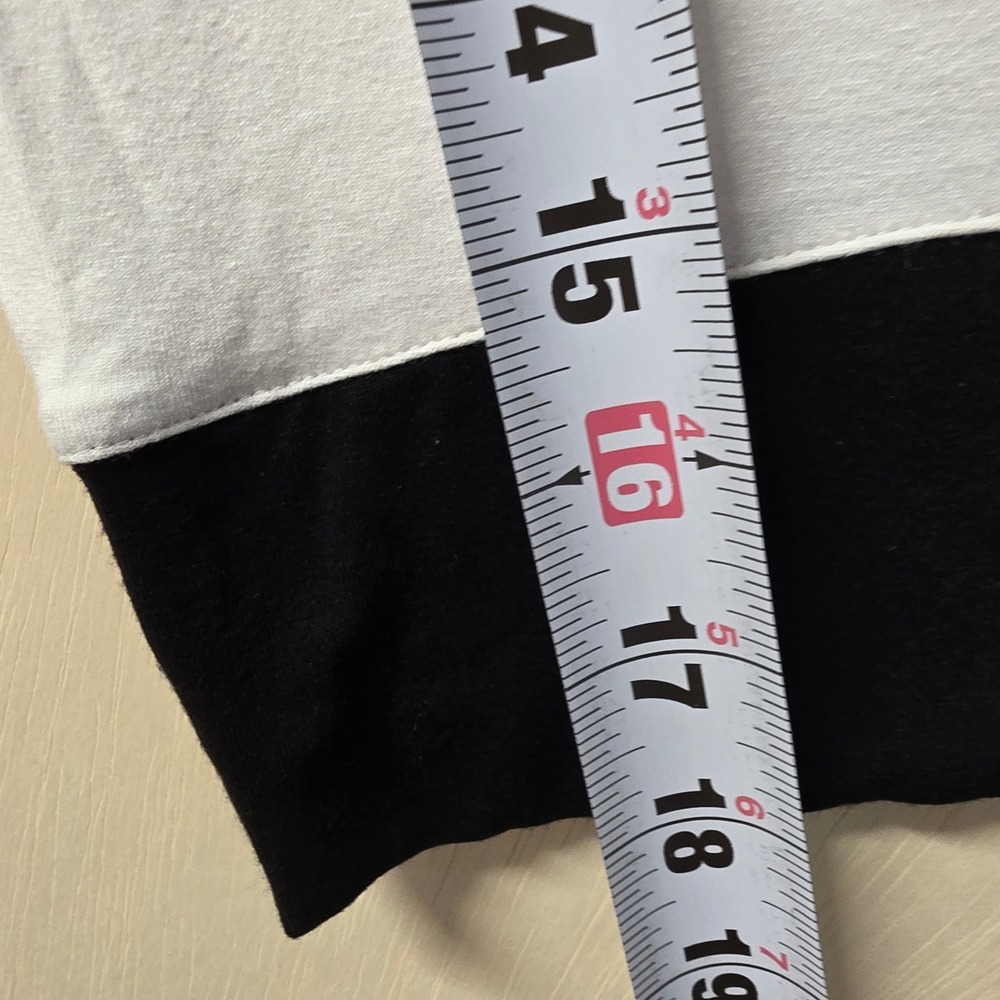 Chicos Zenergy White Black Colorblock Sharkbite Tunic Top Size 2‎ L Large Mens - Picture 7 of 16